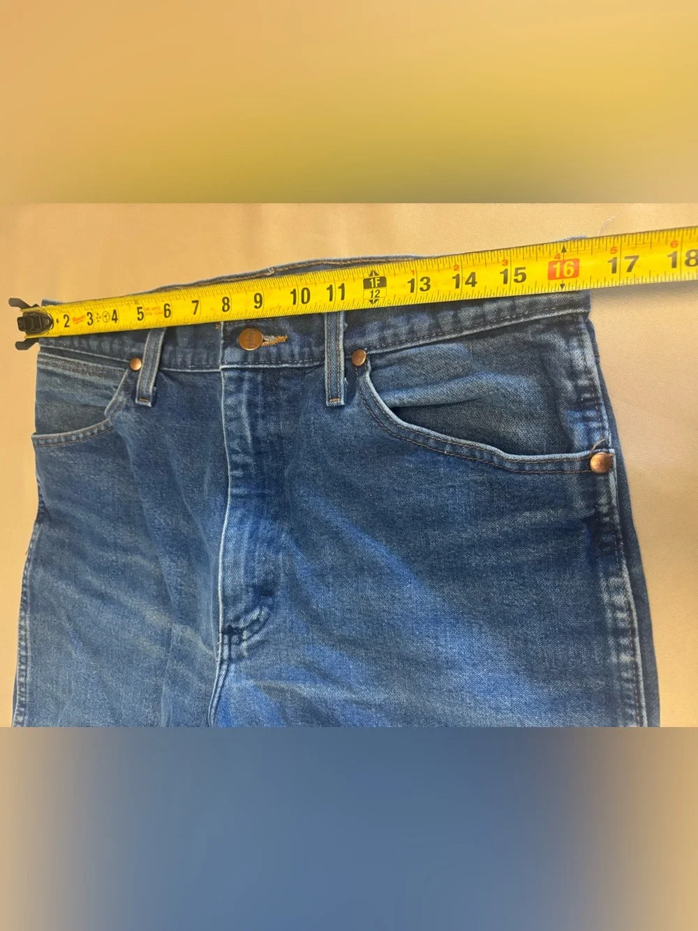Wrangler 13MWZ Cowboy Cut Straight Leg Jeans Mens 34x34 (Act 33x33) Distressed